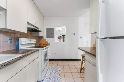 42 Village Brook Ln #42, Natick, MA 01760 - Photo 5