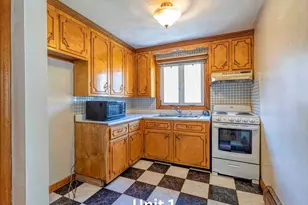 455 Middle St, Fall River, MA 02724 - Photo 7