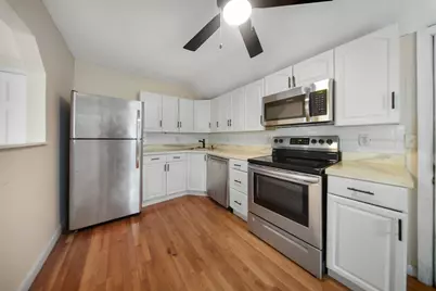 39 Cross St #39, Quincy, MA 02169 - Photo 5