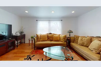 22-24 Broadlawn Park #24, Boston, MA 02467 - Photo 5