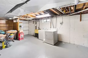 148 Hadley St, Springfield, MA 01118 - Photo 27