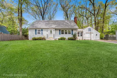 148 Hadley St, Springfield, MA 01118 - Photo 1
