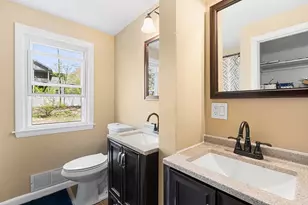 148 Hadley St, Springfield, MA 01118 - Photo 15