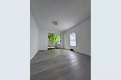 721 Blossom St, Fitchburg, MA 01420 - Photo 13