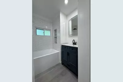 721 Blossom St, Fitchburg, MA 01420 - Photo 31