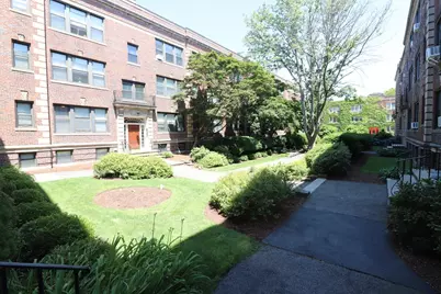 32 Park St #B3, Brookline, MA 02446 - Photo 1