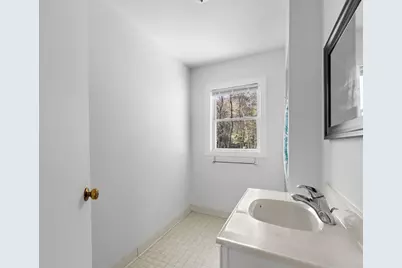52 Clear Pond Rd, Lakeville, MA 02347 - Photo 23