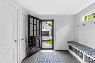 37 Lincoln St, Hingham, MA 02043 - Photo 9