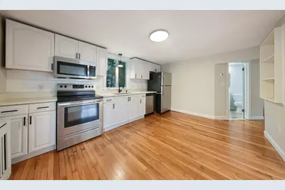 39 Cross St #41, Quincy, MA 02169 - Photo 3