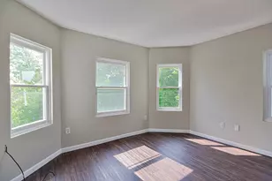 28 Prescott St, Leominster, MA 01453 - Photo 3