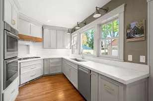 47 Yale St, Winchester, MA 01890 - Photo 11