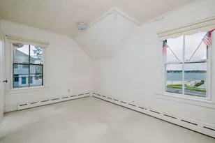 83 Dudley St, New Bedford, MA 02744 - Photo 27