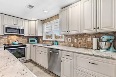 145 Bates Rd, Brockton, MA 02302 - Photo 5