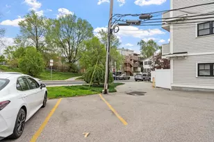 15 Howell St, Boston, MA 02125 - Photo 23
