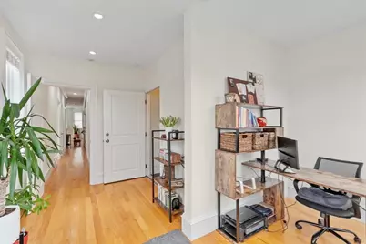 15 Howell St #3, Boston, MA 02125 - Photo 17