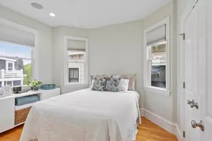 15 Howell St, Boston, MA 02125 - Photo 13