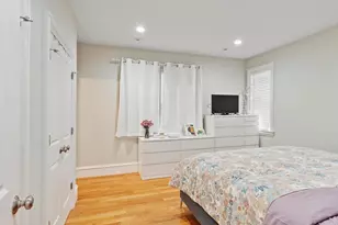 15 Howell St, Boston, MA 02125 - Photo 9