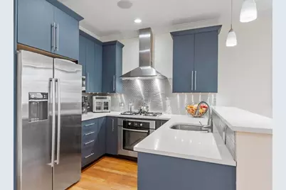 15 Howell St #3, Boston, MA 02125 - Photo 3