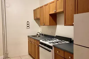 132 Oxford St, Cambridge, MA 02140 - Photo 3