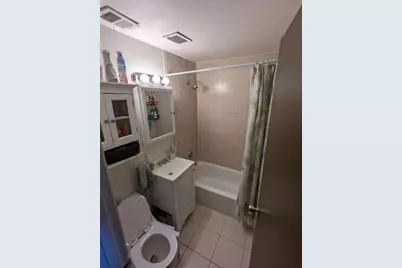 202 Central St #12, Stoneham, MA 02180 - Photo 9