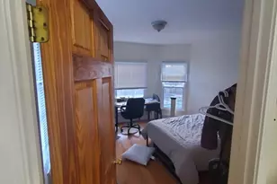 185 Beacon St, Somerville, MA 02143 - Photo 5