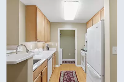 38 Village Rd #110, Middleton, MA 01949 - Photo 13