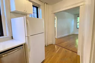 122 Riverway, Boston, MA 02215 - Photo 7