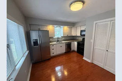 83 Taylor Street #2, Waltham, MA 02453 - Photo 3