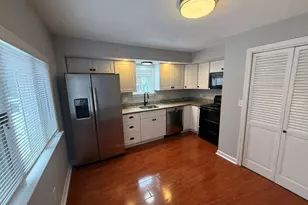 83 Taylor St, Waltham, MA 02453 - Photo 3