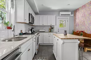 10 Crandall St, Boston, MA 02131 - Photo 13