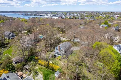 4 Graystone Road, Gloucester, MA 01930 - Photo 3