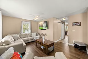 64 Railroad Ave, Taunton, MA 02780 - Photo 19