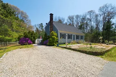 8 Ruth Ter, Falmouth, MA 02536 - Photo 3