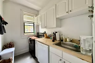 126 Babcock St, Brookline, MA 02446 - Photo 7