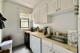 126 Babcock St, Brookline, MA 02446 - Photo 1