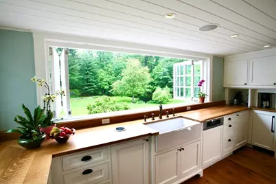 70 Wilsondale St, Dover, MA 02030 - Photo 9
