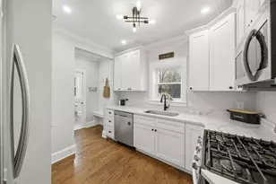 24 Prescott St, Boston, MA 02136 - Photo 11
