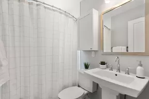 34 Catherine St, Boston, MA 02131 - Photo 11