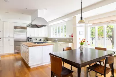 95 Babcock St, Brookline, MA 02446 - Photo 7