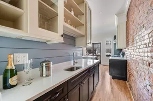 582 E 7th St, Boston, MA 02127 - Photo 7