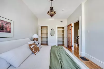 582 E 7th St, Boston, MA 02127 - Photo 21