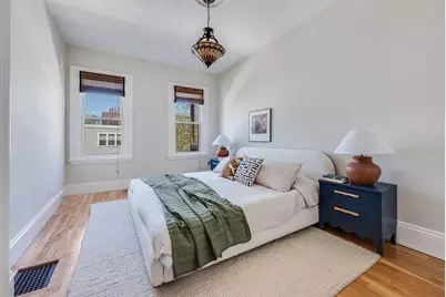 582 E 7th St, Boston, MA 02127 - Photo 19