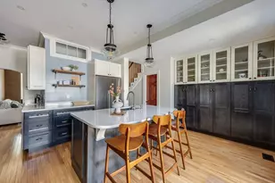 582 E 7th St, Boston, MA 02127 - Photo 11