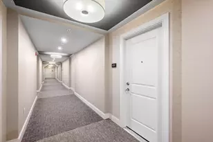 201 Elliott St, Beverly, MA 01915 - Photo 27