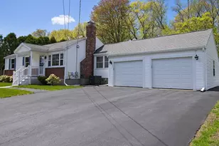 31 Brierwood Rd, Braintree, MA 02184 - Photo 3