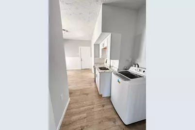 143 Dorcester, Worcester, MA 01604 - Photo 13