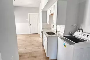 143 Dorcester, Worcester, MA 01604 - Photo 13