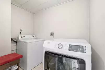 37 Lewis St, Everett, MA 02149 - Photo 17