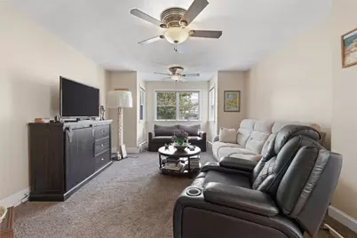 37 Lewis St, Everett, MA 02149 - Photo 5