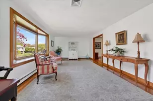 111 Barstow Dr, Braintree, MA 02184 - Photo 5